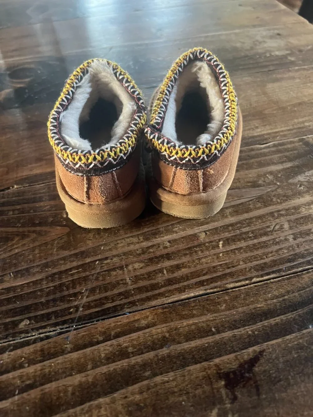 Little Girls UGG SIZE 4